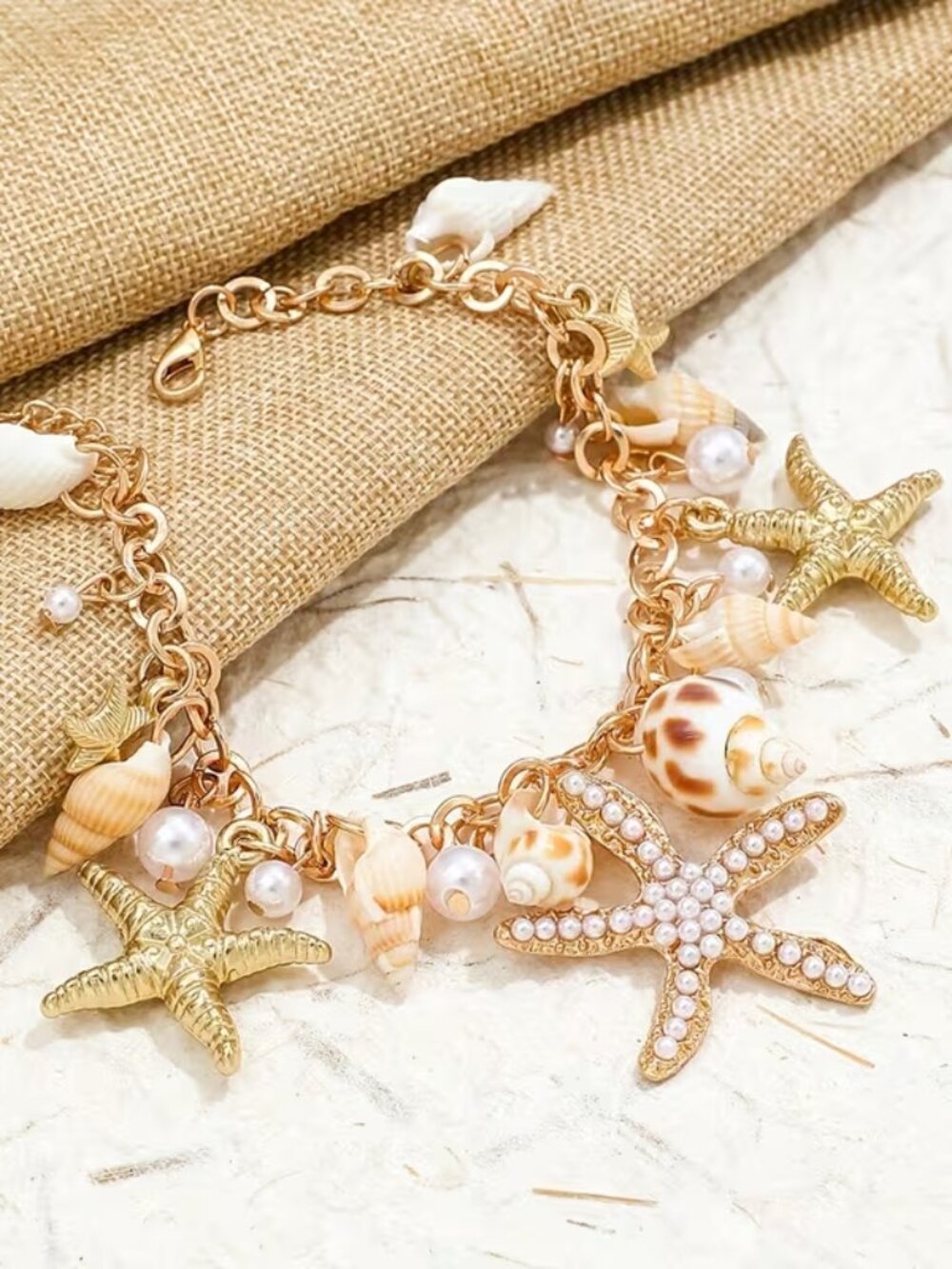 Seashell and Starfish Charm Bracelet (NEW & SO PRETTY!) - Picture 4 of 6